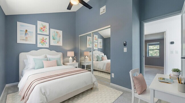 Building Photo - 302 Summerwinds Ln