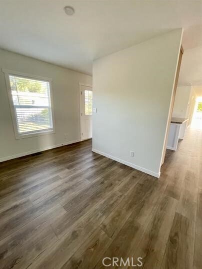 Building Photo - 120 Diana St