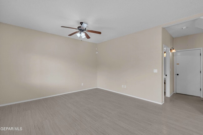 Building Photo - 11017 Bullseye St