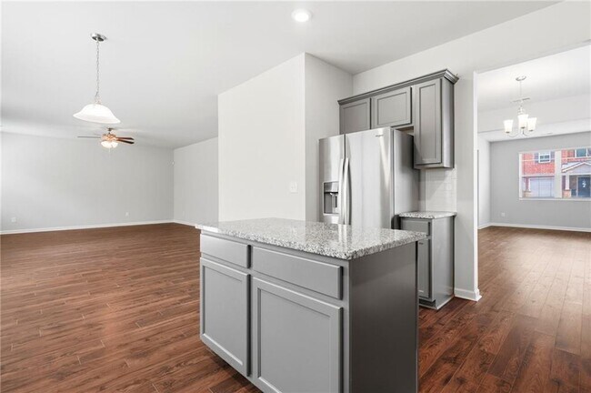 Building Photo - 3132 Hawthorn Farm Blvd