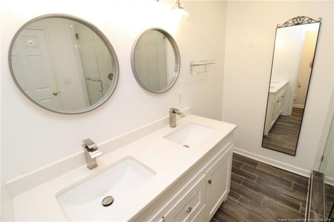 Building Photo - 1102 Silky Dogwood Trail