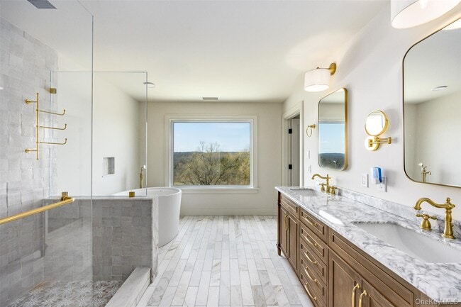 Building Photo - 3531 NY-82