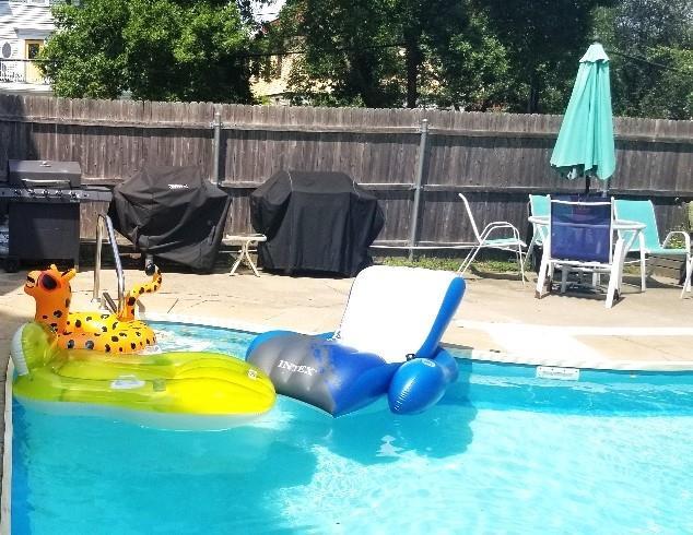 Building Photo - 8 Slocum St