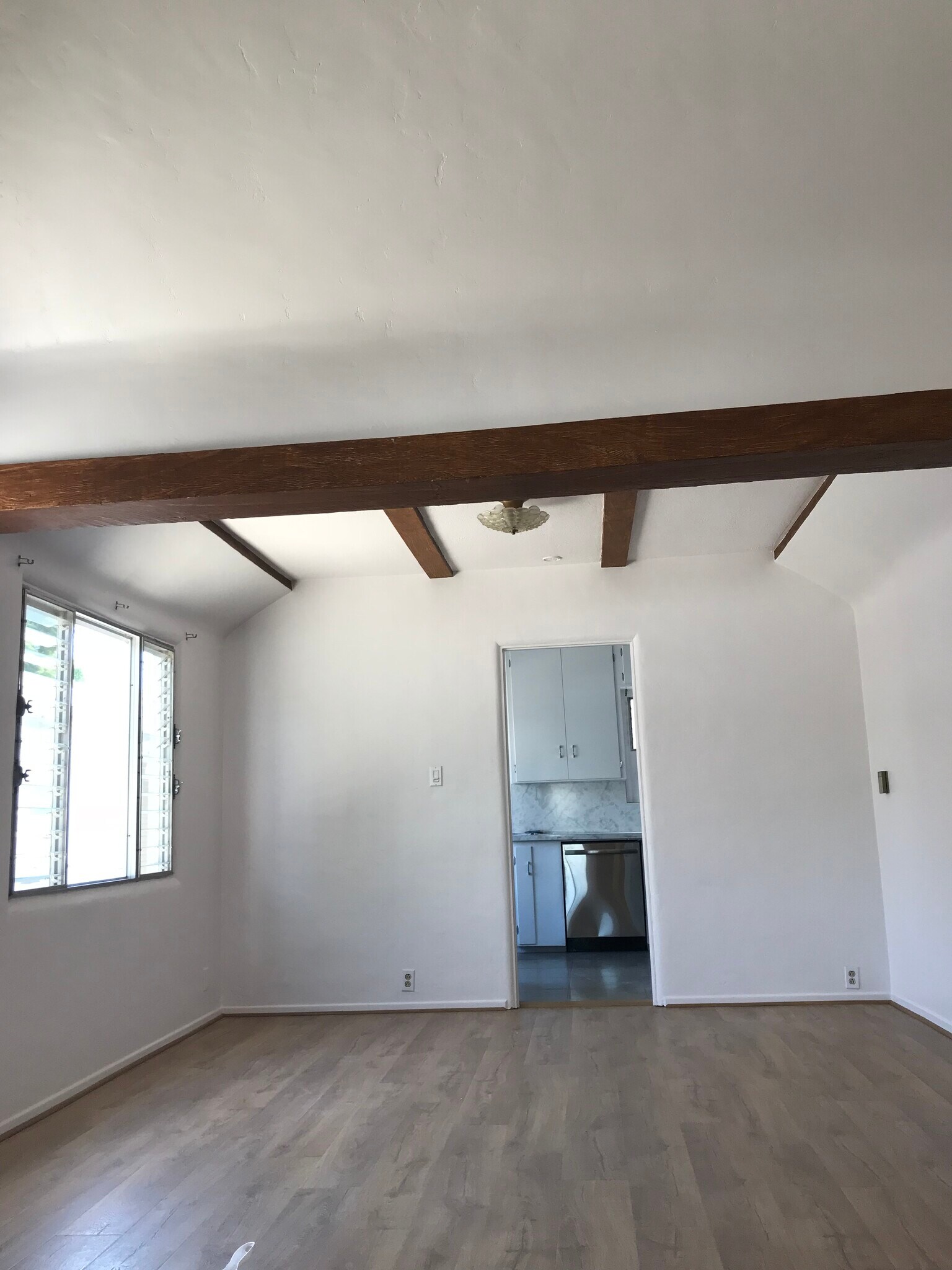 Building Photo - 418 W Palm Ave