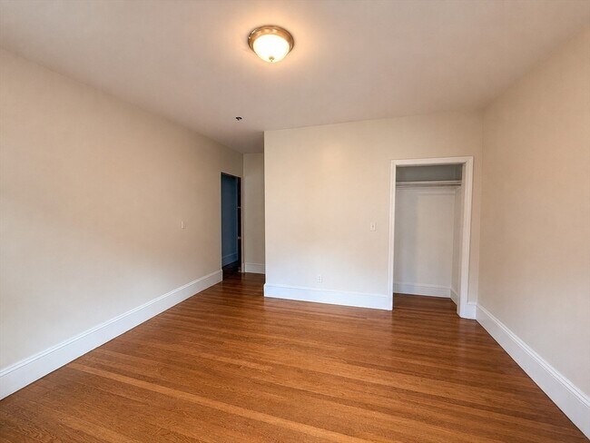 Building Photo - 36 Champney St