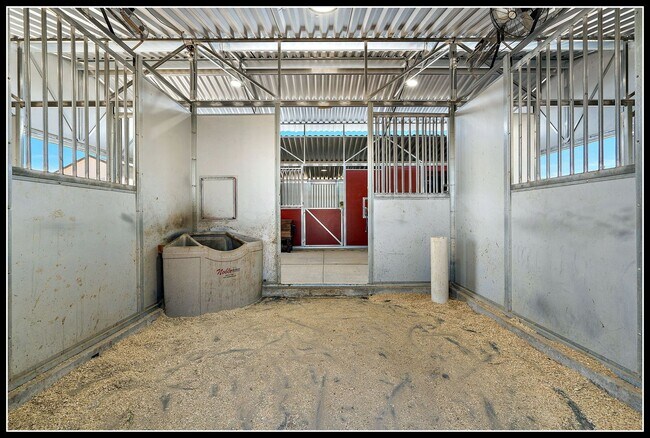 Building Photo - 3 Acre Horse Ranch & Home Rental SE Boise ...