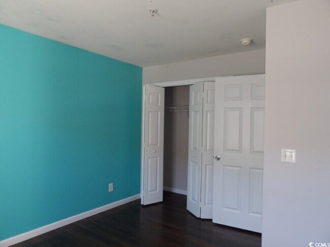 Building Photo - 113 Butkus Dr
