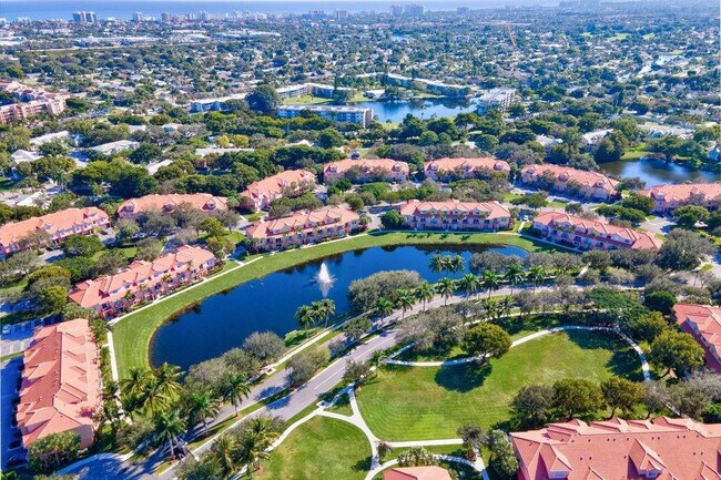 Building Photo - 2032 Alta Meadows Ln