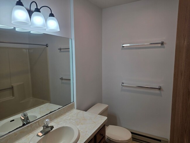 Building Photo - 1118 Bernice Dr