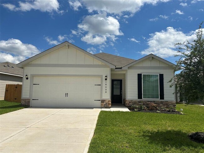 Primary Photo - 16430 Blossom Grv Dr