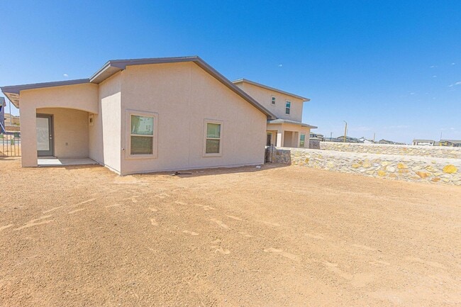 Building Photo - 15153 Method-