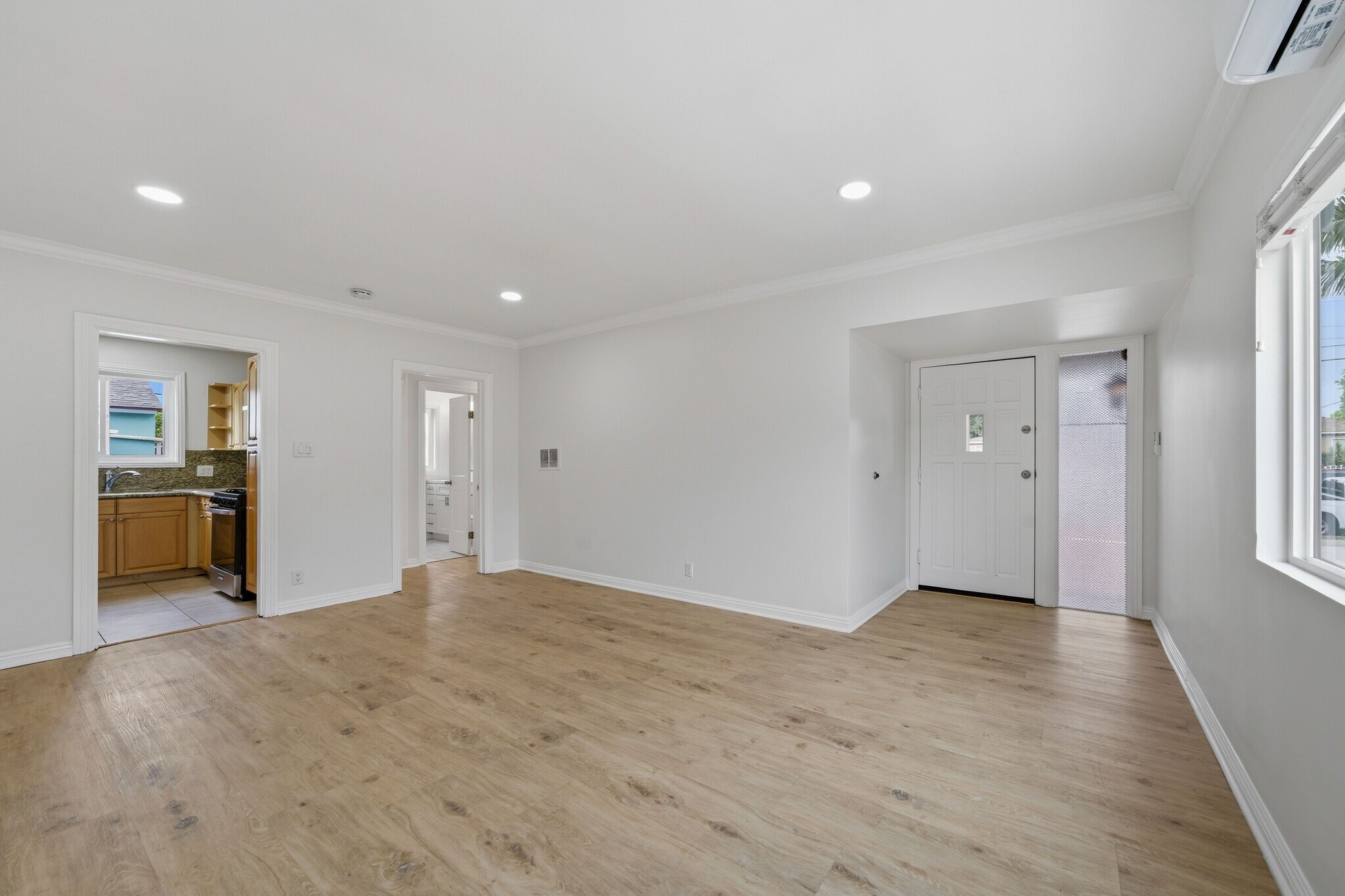 Building Photo - 16306 S Denver Ave