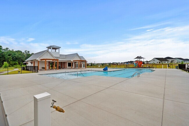 Building Photo - 2048 Copper Crk Lp