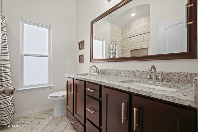 Building Photo - 3729 Surmise St