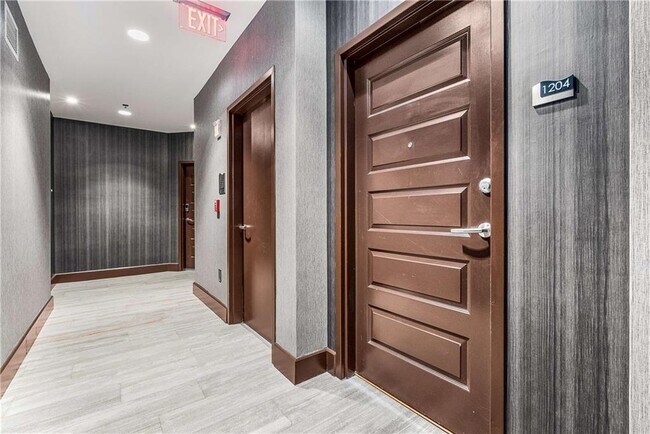 Building Photo - 1080 Peachtree St NE