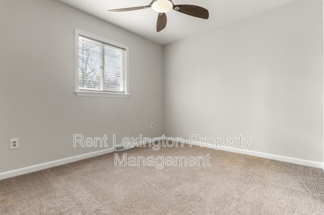 Building Photo - 2025 Langhorne Dr