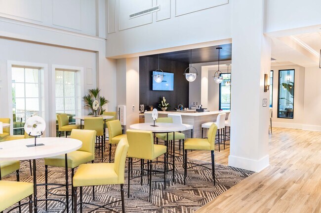 Building Photo - 55+ Del Webb community in Fuquay Varina with tons of amenities! -Available Now!