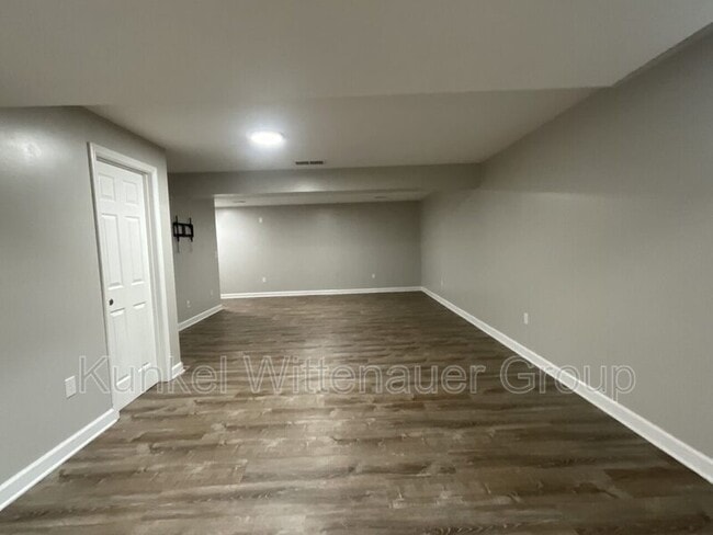 Building Photo - 2621 Greystone Estates Pkwy