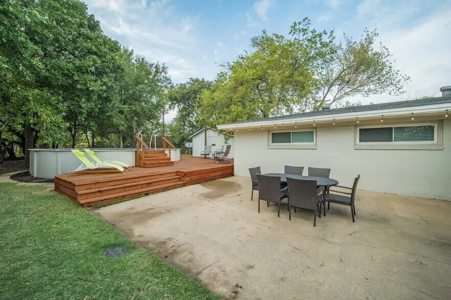 Building Photo - 1919 Puritan Dr