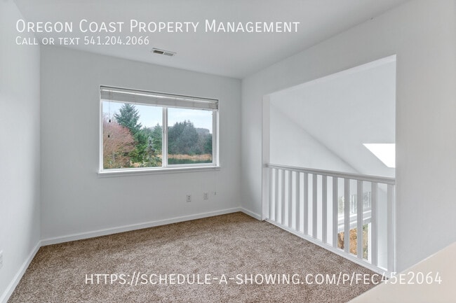 Building Photo - 4626 SE 51st St