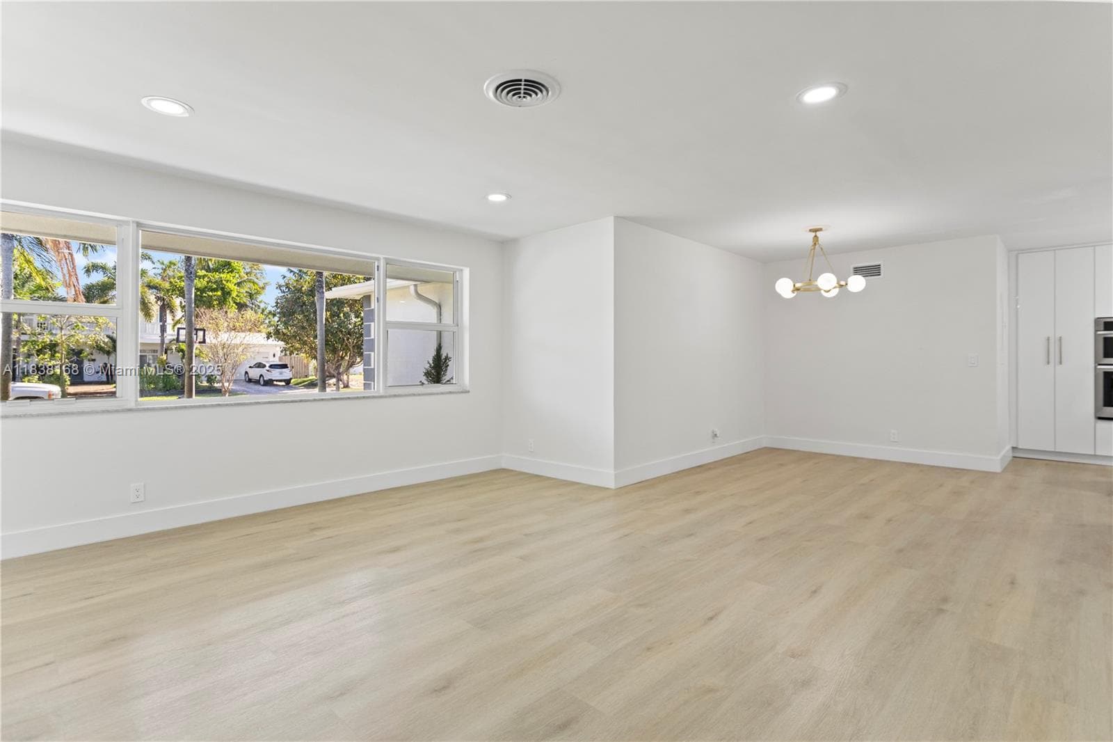 Building Photo - 5401 Fillmore St