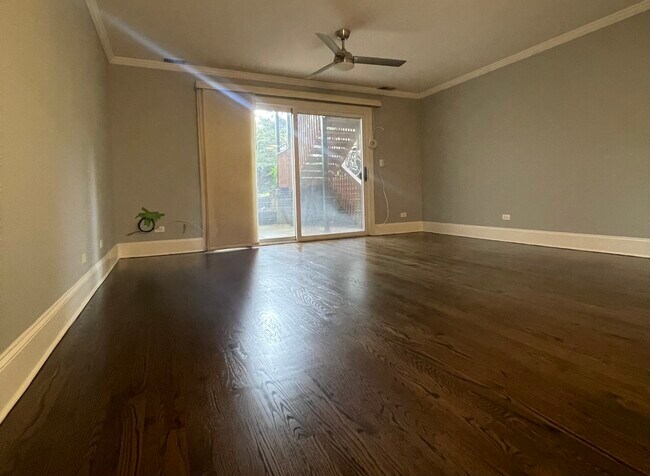 Building Photo - 1265 W Flournoy St