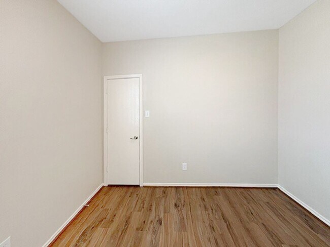 Building Photo - 9716 Minton Dr