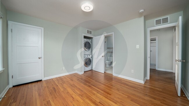 Building Photo - Immaculate rancher near Patty Jewett Neighborhood