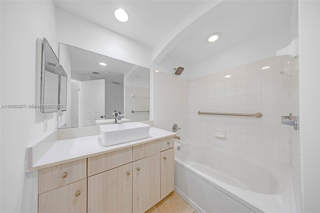 Building Photo - 9172 Collins Ave