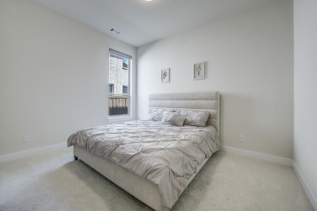 Building Photo - 2361 Glen Heather Ln