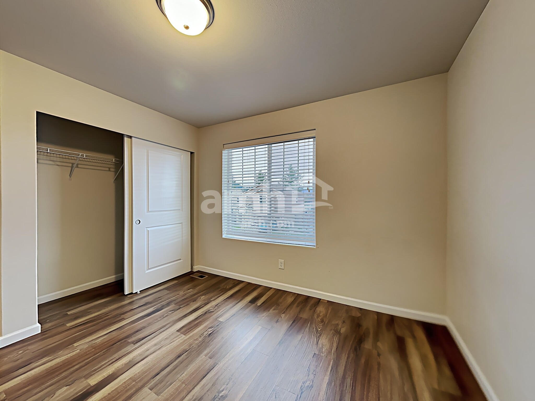 Building Photo - 2665 Link Ave