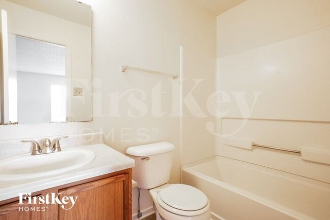Building Photo - 12725 Loyalty Dr