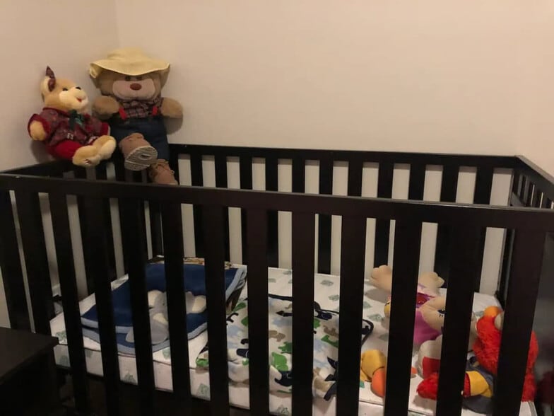 Building Photo - 116 E 22nd St