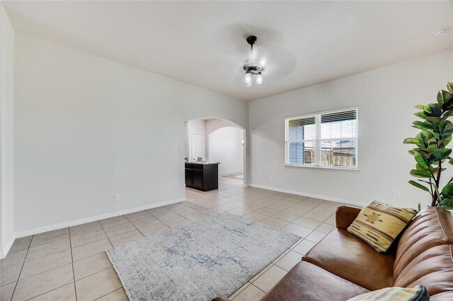 Building Photo - 19600 Woodrow Wilson St