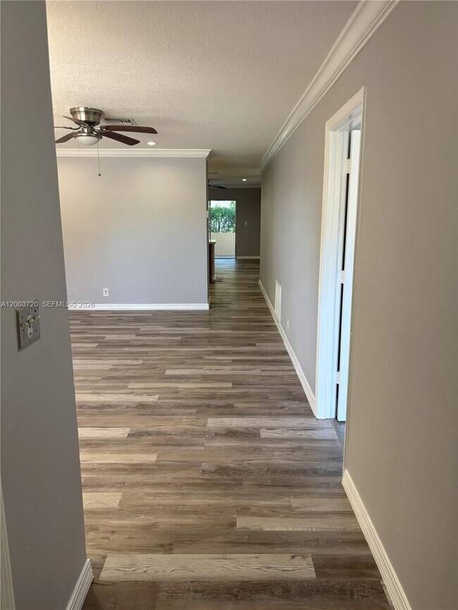 Building Photo - 8444 NW 23rd Manor