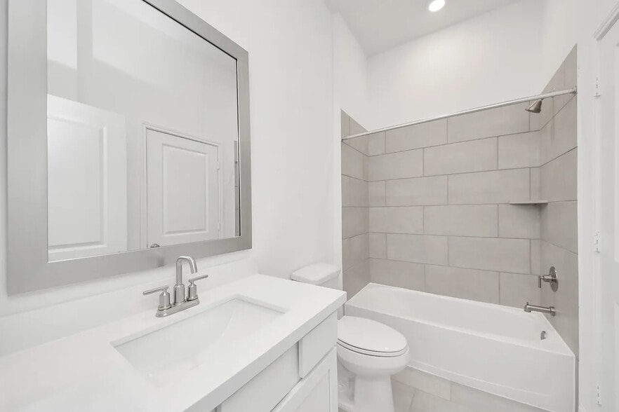 Building Photo - 14250 Juniper Breeze Ct