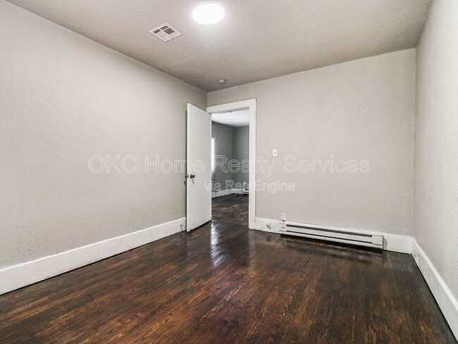 Building Photo - 1740 NW 11th St