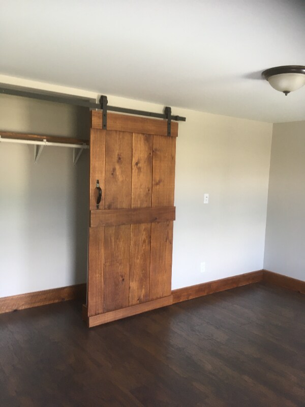 Building Photo - 505 N Front St