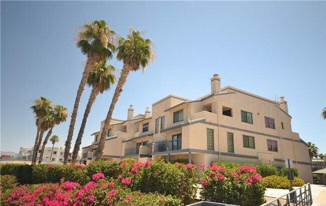 Building Photo - 1675 AZ-95