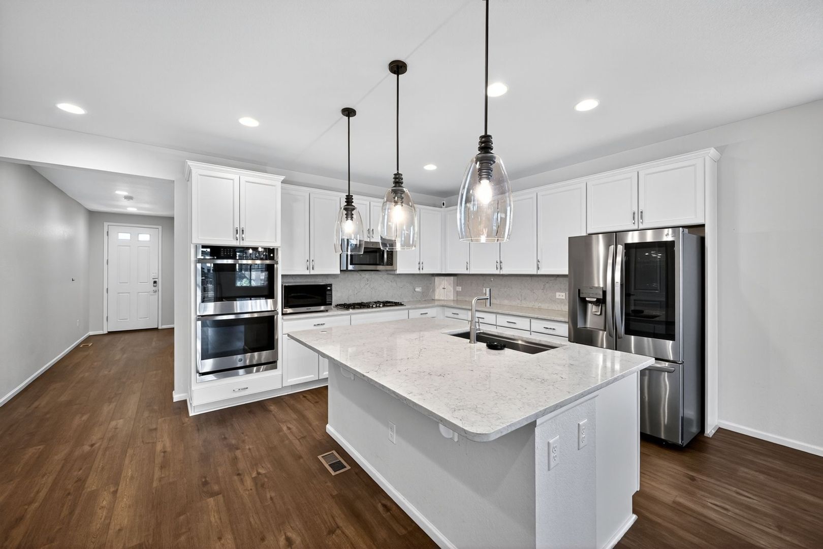 Building Photo - 288 S Robertsdale St