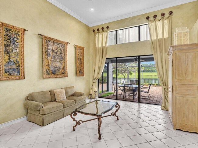 Building Photo - 10122 Spyglass Way
