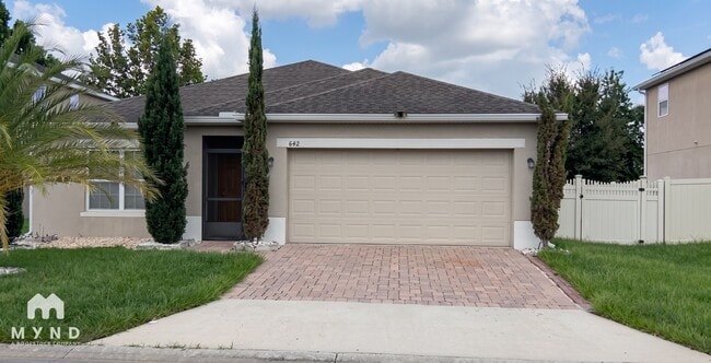 Building Photo - 642 Vitoria Rd