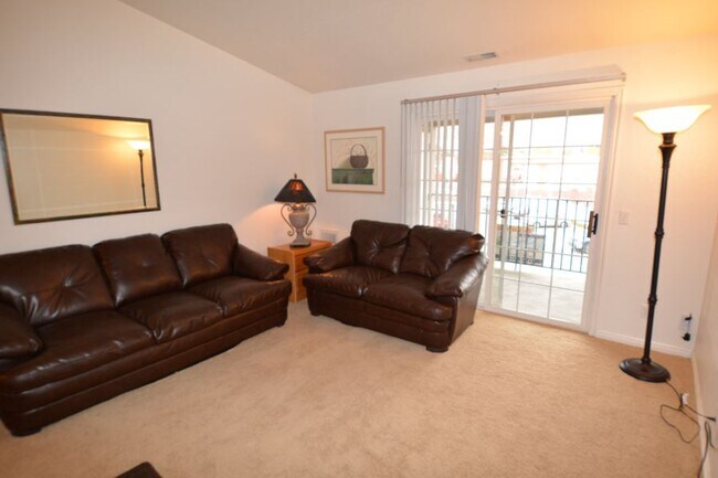 Building Photo - 146 W 1230 N