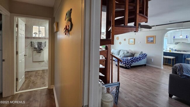 Building Photo - 118 Alhama Dr