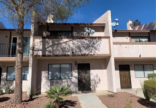 Building Photo - 5266 Lisagayle Ct