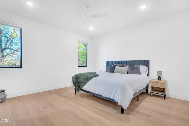 Building Photo - 810 Culpepper Ln