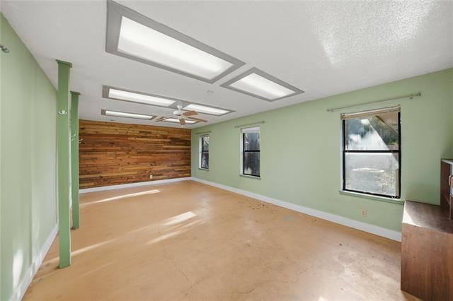 Building Photo - 1129 W Hills Terrace