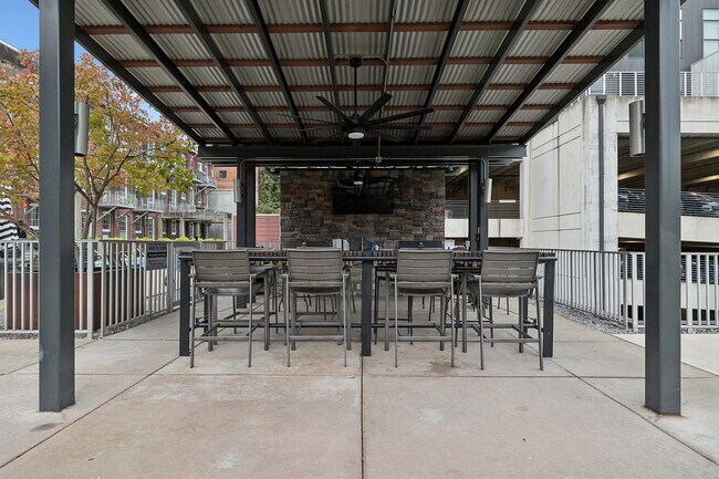 Building Photo - 1400 Rosa L Parks Blvd