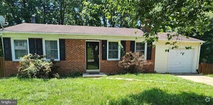 Building Photo - 1703 Dania Dr