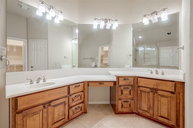 Building Photo - 7206 Spring Meadow Ln